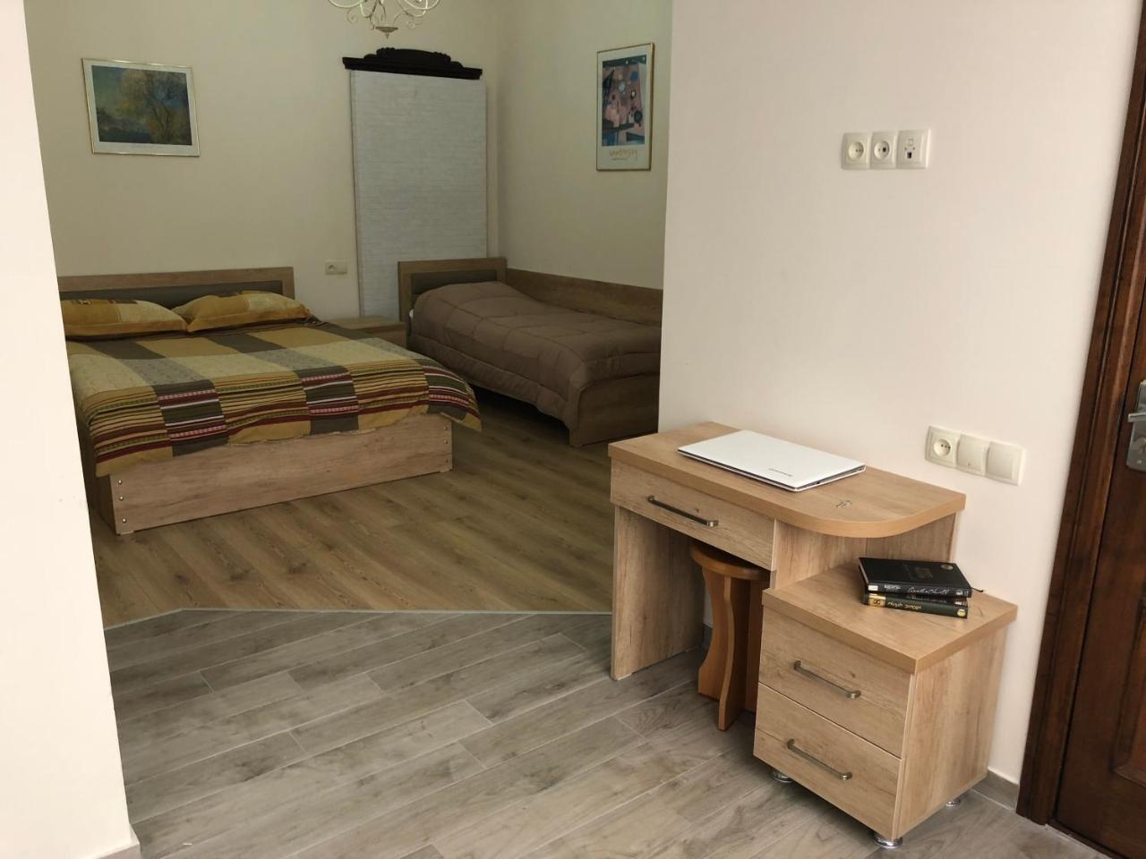 Temo Guest House 10 Batumi Eksteriør billede