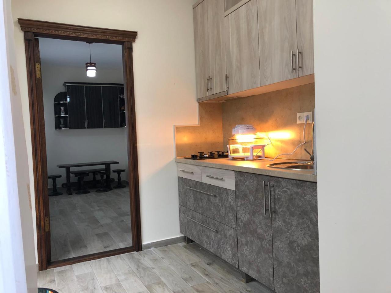 Temo Guest House 10 Batumi Eksteriør billede